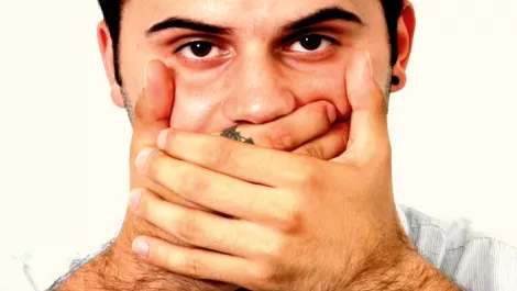 Kiwi blogger charged