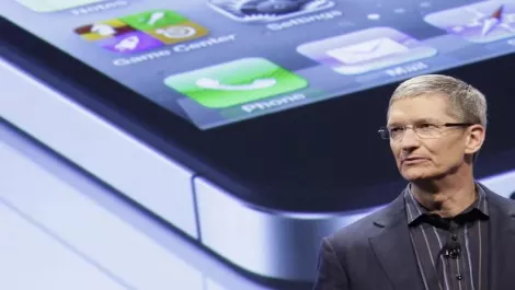 Apple to unveil new iPhone next month