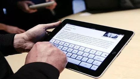 iPad to dominate tablet market until 2015