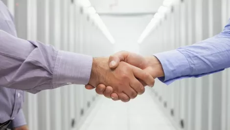 HPE and Arista expand data center partnership