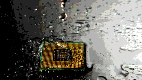 Liquid cooling key to silencing a noisy data centre