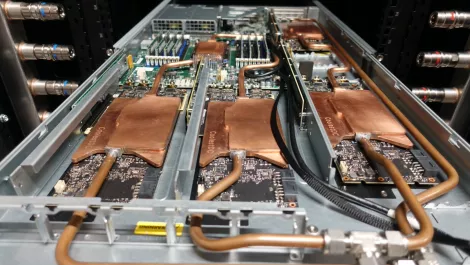 Internal layout of coolestdc liquid cooled server