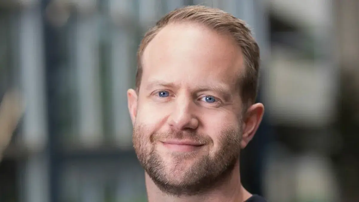 Gareth leeding livewire cio2(2)