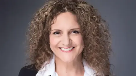 Ps joanne modugno headshot