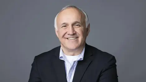 Ron hovsepian headshot 4