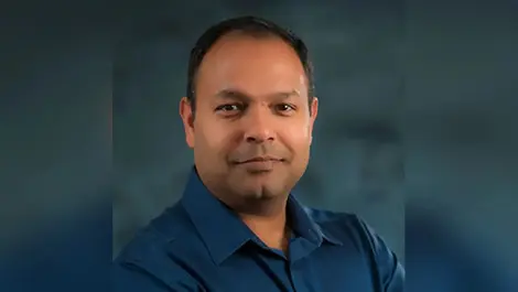 Alok agrawal headshot