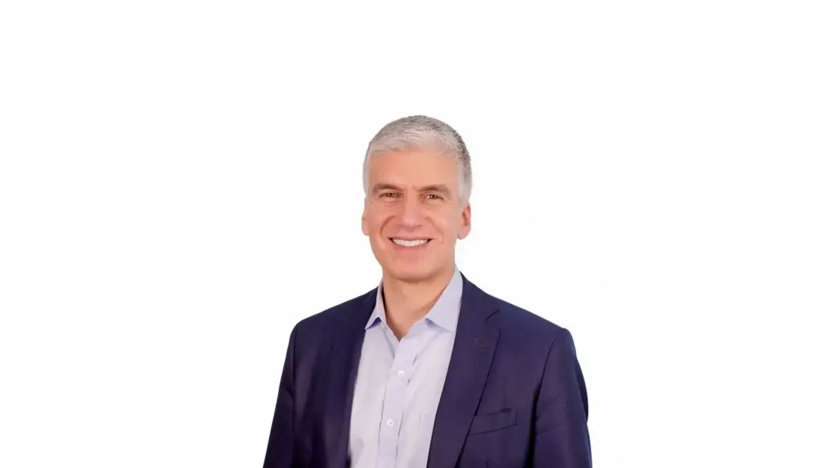 HPE lifts networking outlook on AI demand & Juniper savings